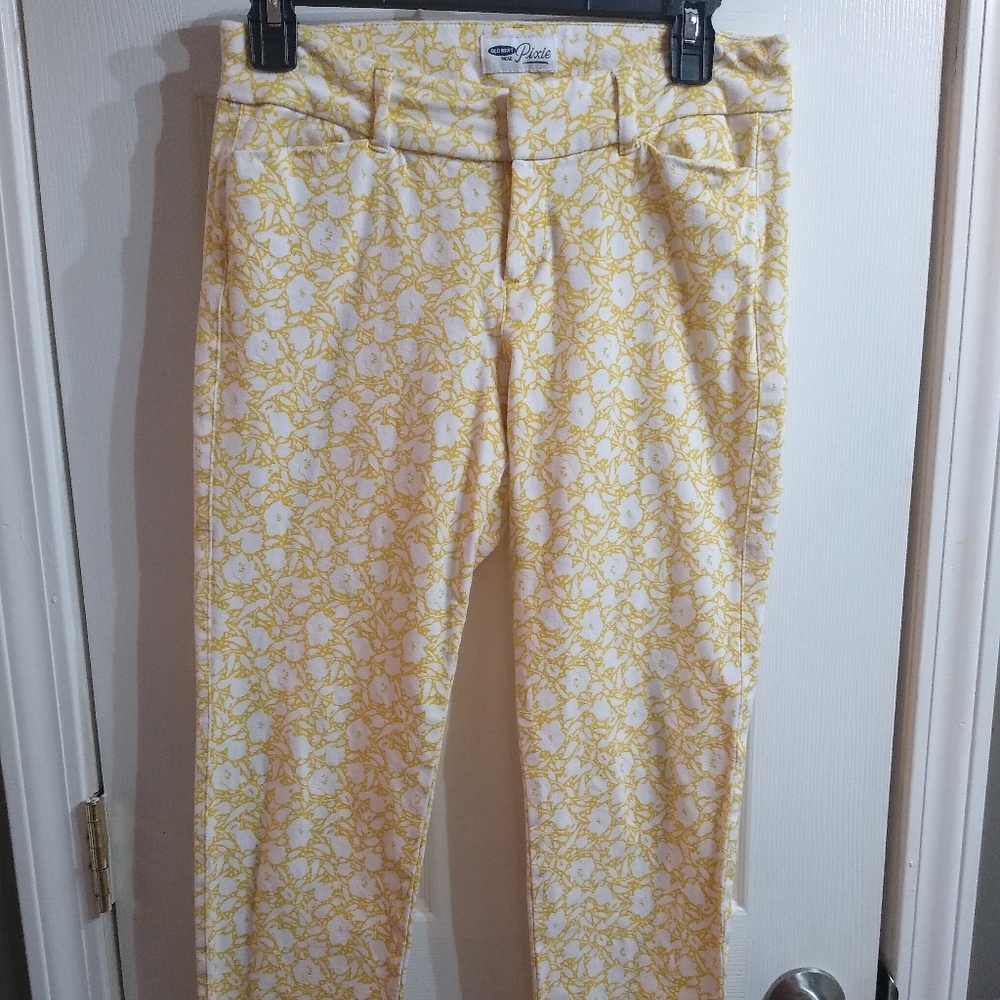 🌼Old Navy Ankle pants